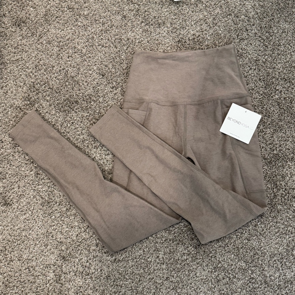 Beyond Yoga Leggings